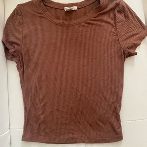 Brown ribbed cropped shirt
